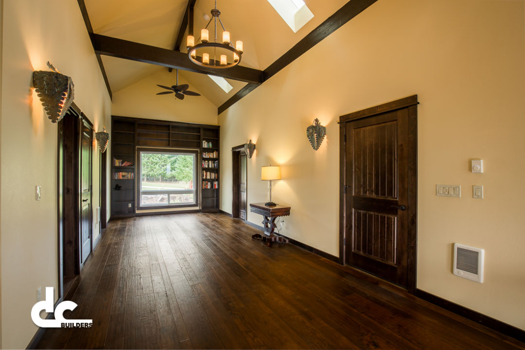 Cornelius or apartment barn interior 3 dohesh
