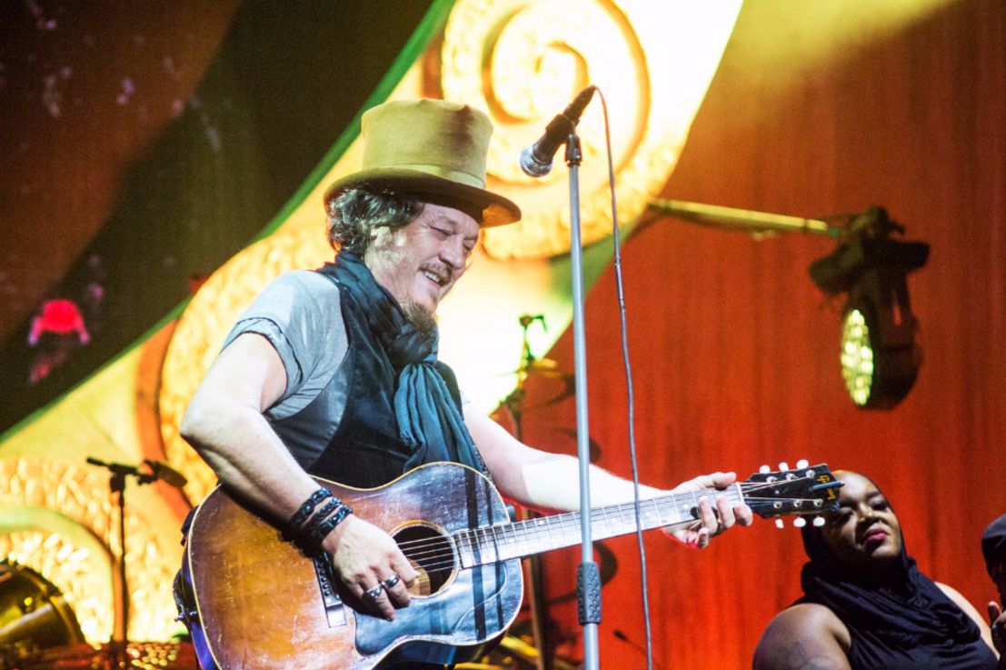 Hear Zucchero The Otis Redding Of Italy In Houston Houstonia