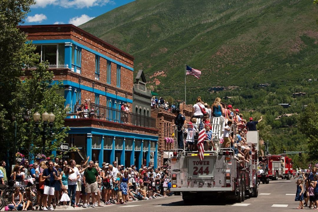 Fourth of july parade 2 vgabmf