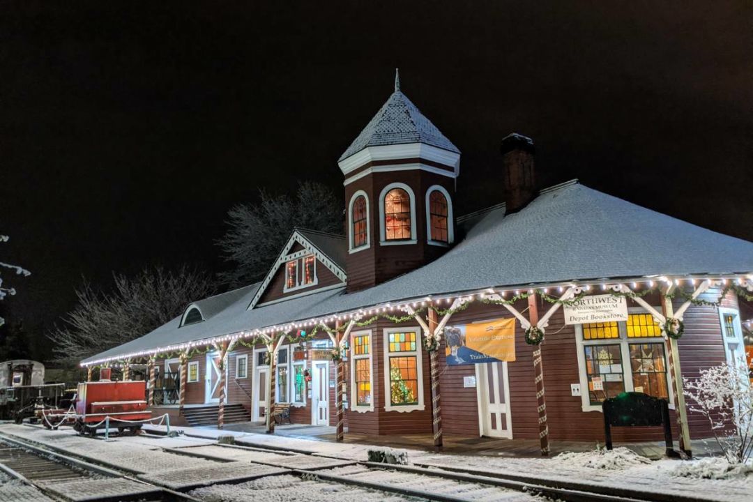 Light Up your holidays with a visit to Snoqualmie! Seattle Met