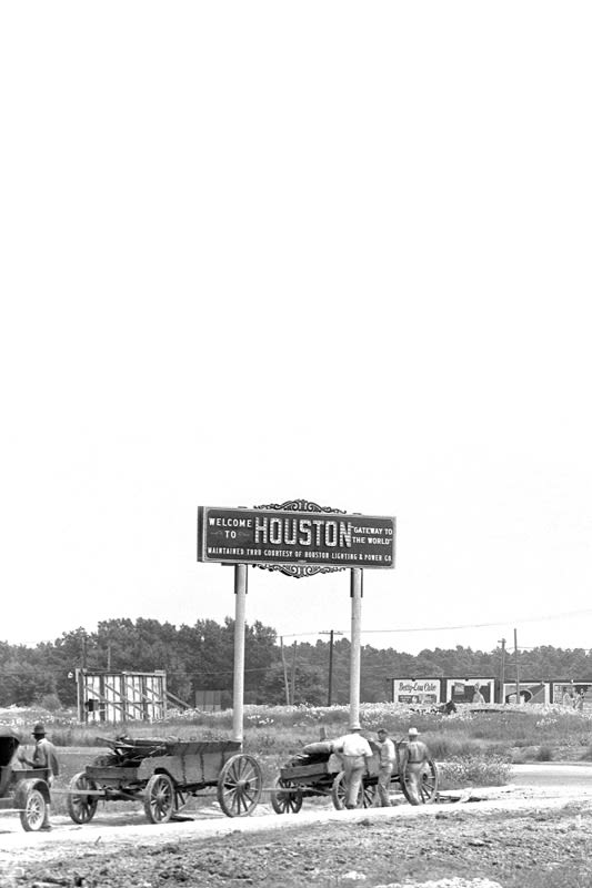 Houston in the 1920s and 1930s (Images of America): Sloane III, Story  Jones: 9780738571492: : Books