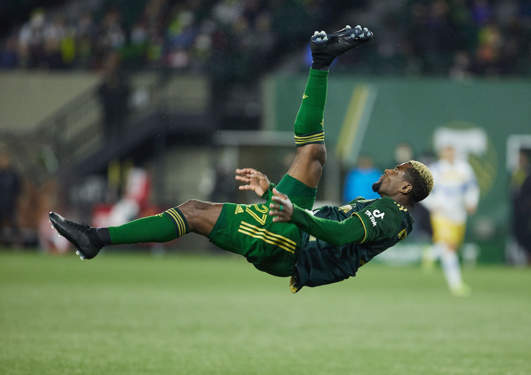 Spectacular bicycle kick ends Brazil's remarkable home winning