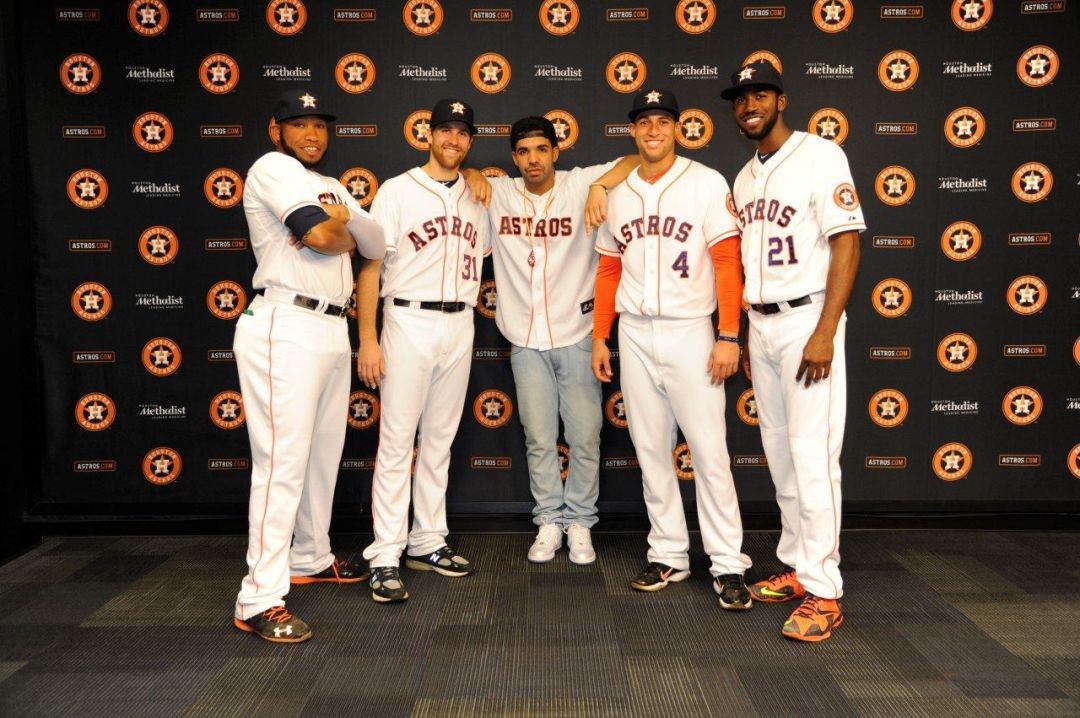 Drake Shows the Astros Some of His Houston Love