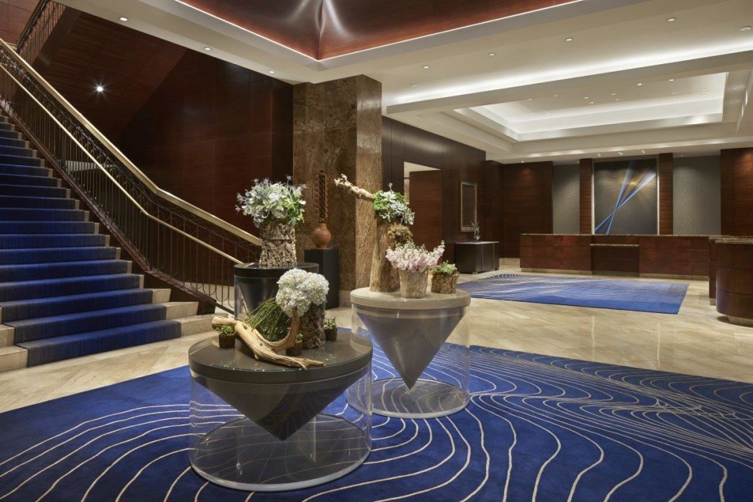Rc denver lobby 194 mereos