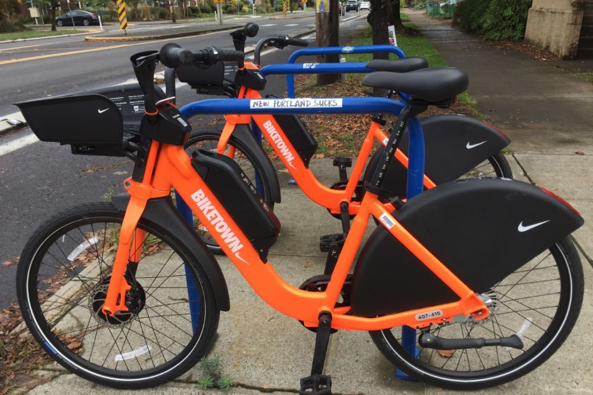 lyft bike rack