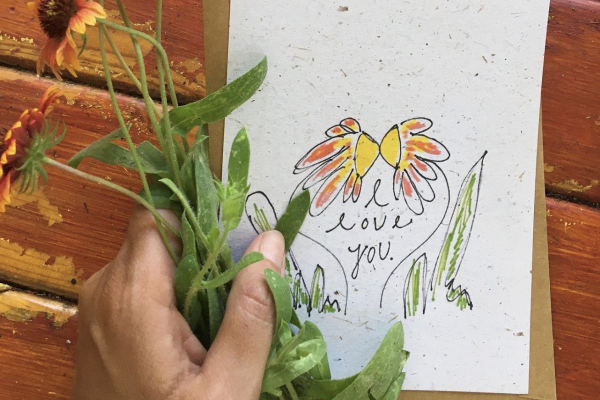 Bradenton Artist Claire Calvino Makes Work on Banana Paper, An Eco-Friendly Alternative - Vimarsana News