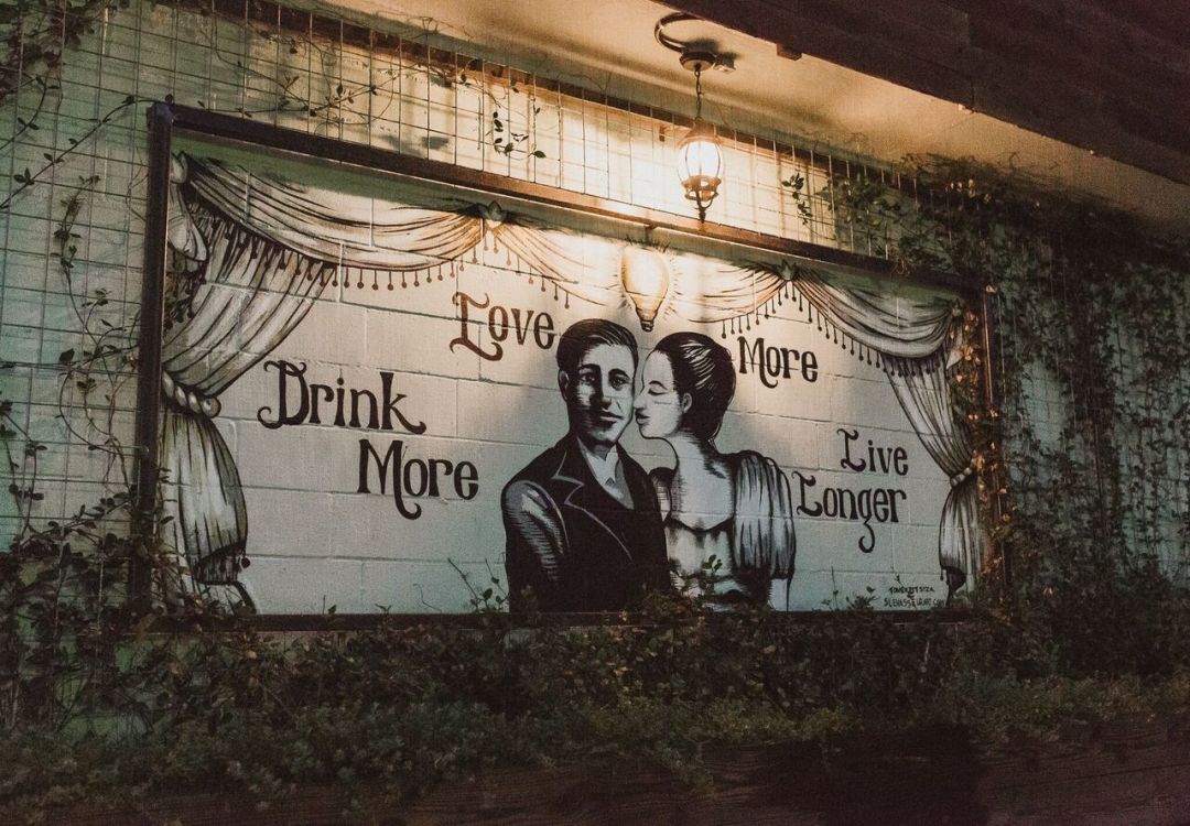 Back mural jonn1n
