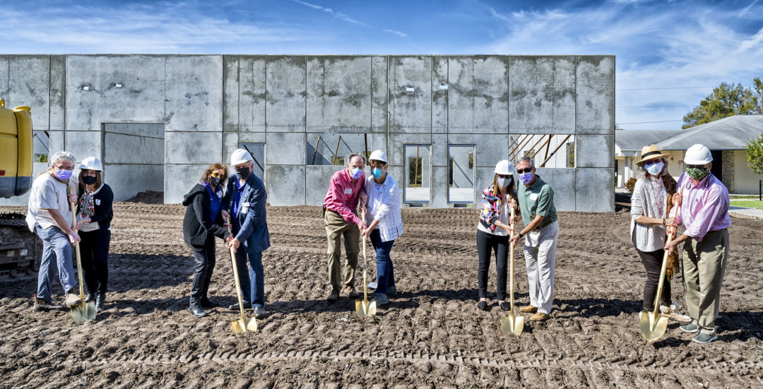 Community Day School supporters, from left to right, Mitch and Colleen Blumenthal, Betty and Ed Rosenthal, Richard Hershorin and Dr. Laura Hershorin, Barbara and Gary Rodkin, and Diana Vytell and Dick Orenstein during the "Beyond the Groundbreaking" celebration