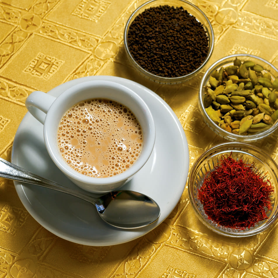 12 078 eat drink pour chai t8uj1t