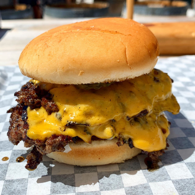 At Rooftop Brewing, Smash That Burger Makes One of Seattle's Best Burgers