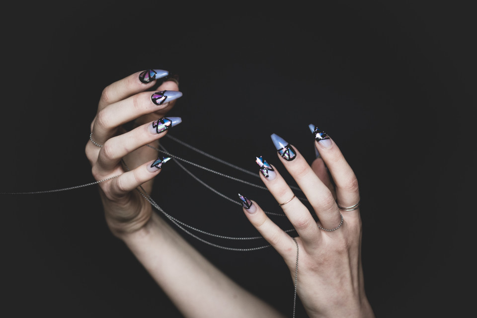 Jewelry Snakes And Blinged Out Nails Altar And Finger Bang S New