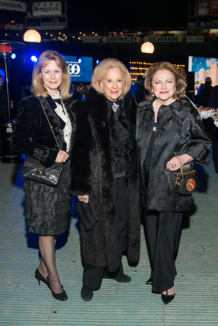 Houston Methodist S Rendezvous Of The Century Pulls 9 5 Million