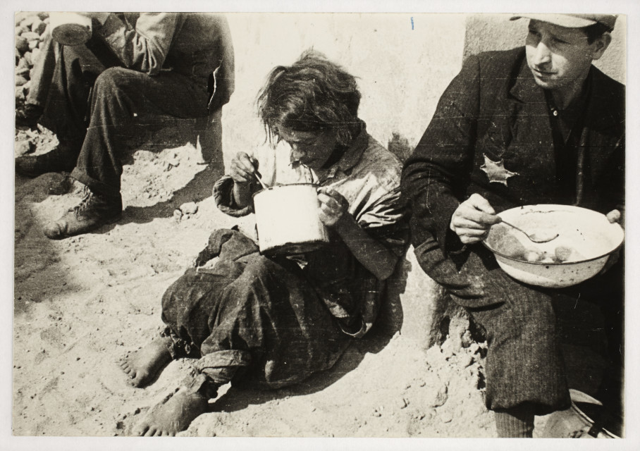 this jewish photographer captured life