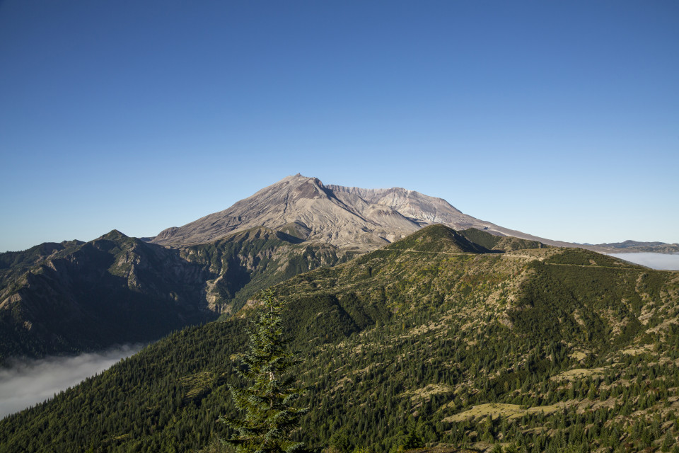 Mt st helens guided hike hotsell