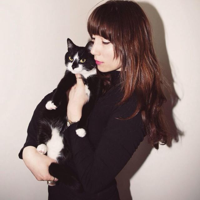 Internet Sensation Girls And Their Cats Comes To Portland