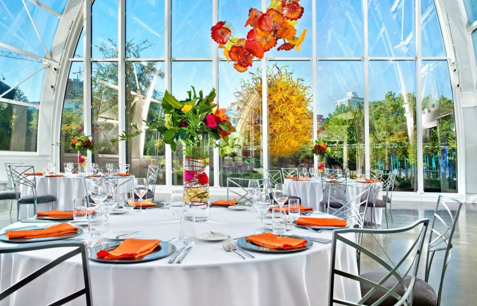 Chihuly Garden And Glass Wedding Vendors Pacific Northwest