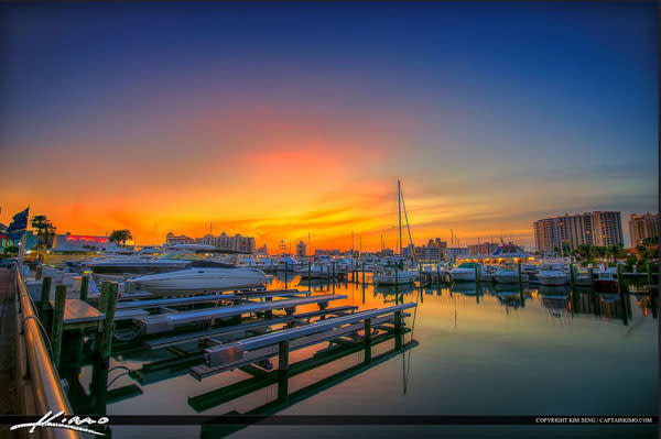 https://res.cloudinary.com/sagacity/image/upload/c_crop/c_limit%2Cw_1080/bayfront-marina-sunset_dlrygm.jpg