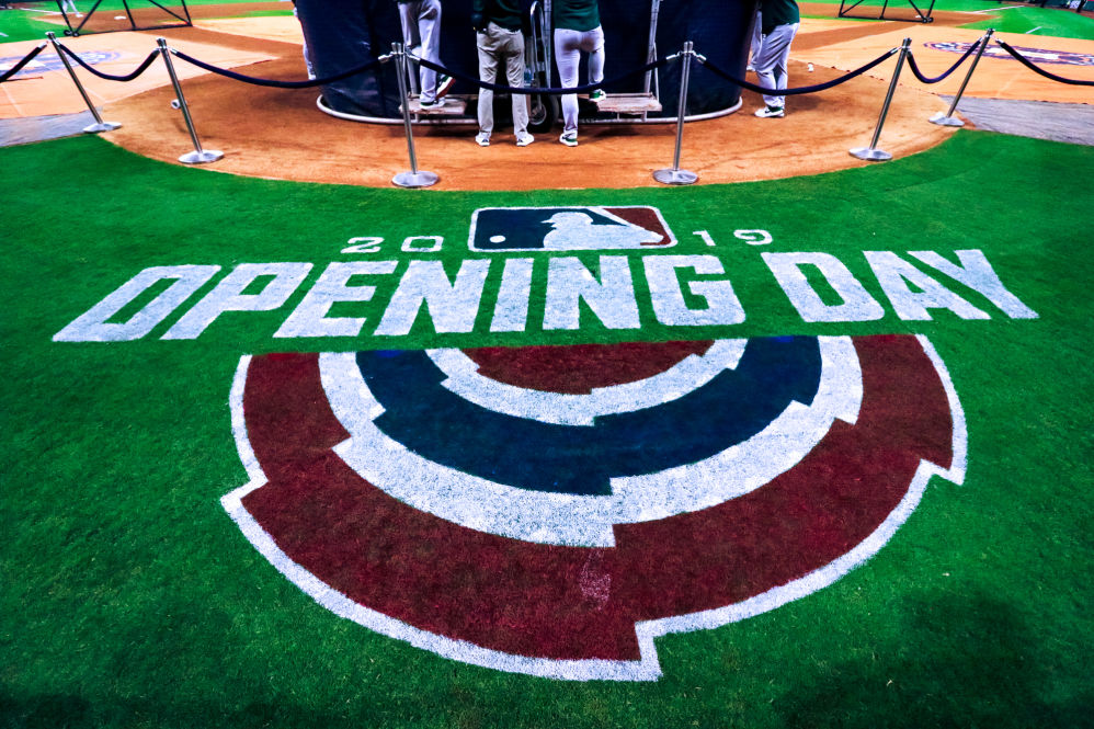 Houston Astros celebrate Opening Day with street fest, pregame ceremony