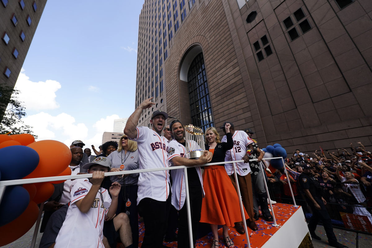 Astros celebrate World Series title with downtown Houston parade