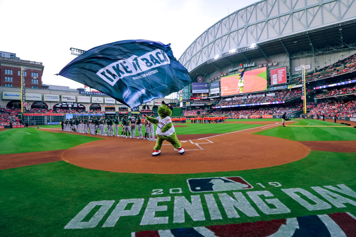 Minute Maid Park - Jeremy Peña jerseys are still available at The Astros  Team Store! #GoldRush ends at 11:59 PM tonight!