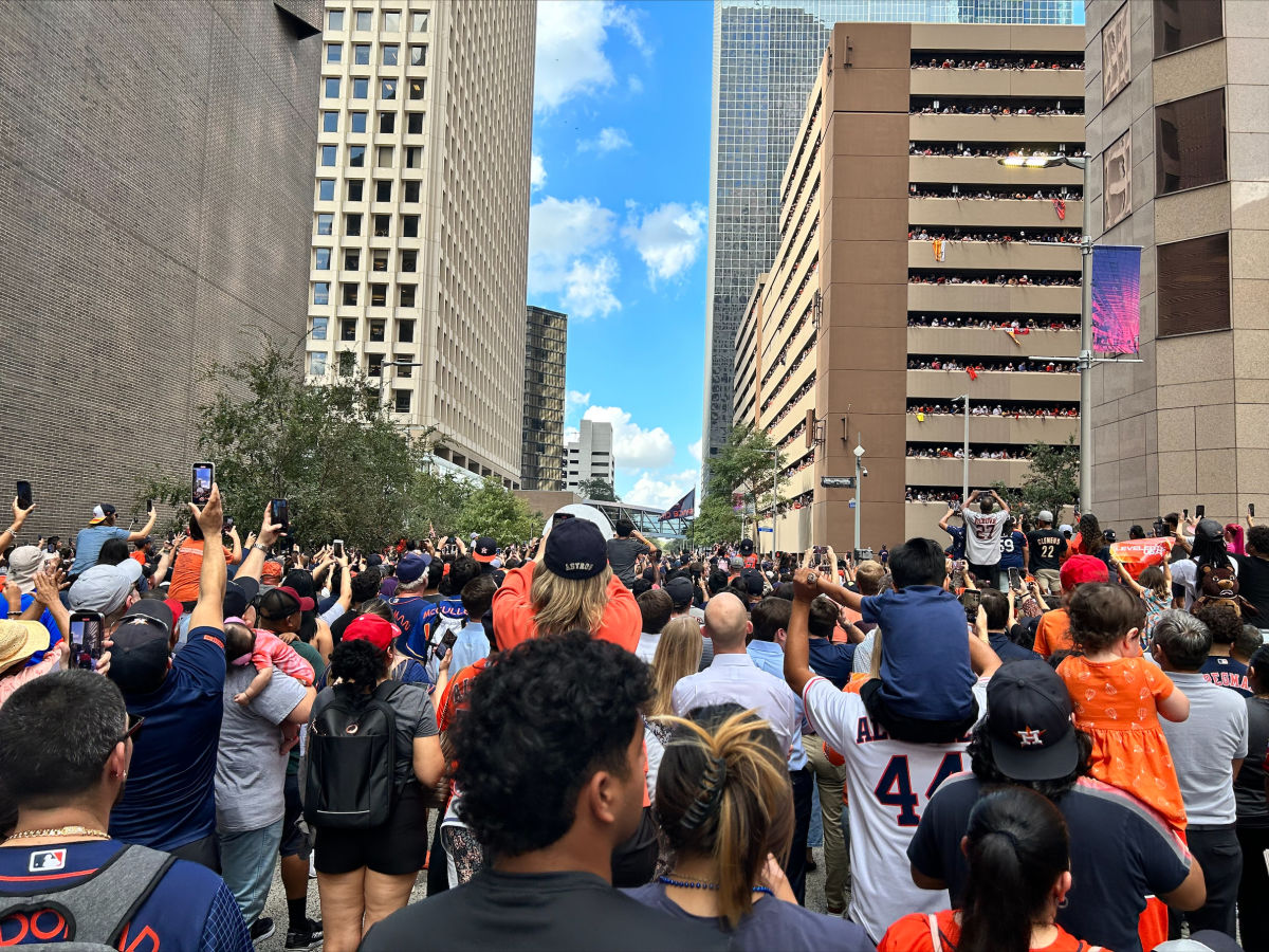 2022 World Series parade attendees pack downtown Houston streets - Houston  Business Journal