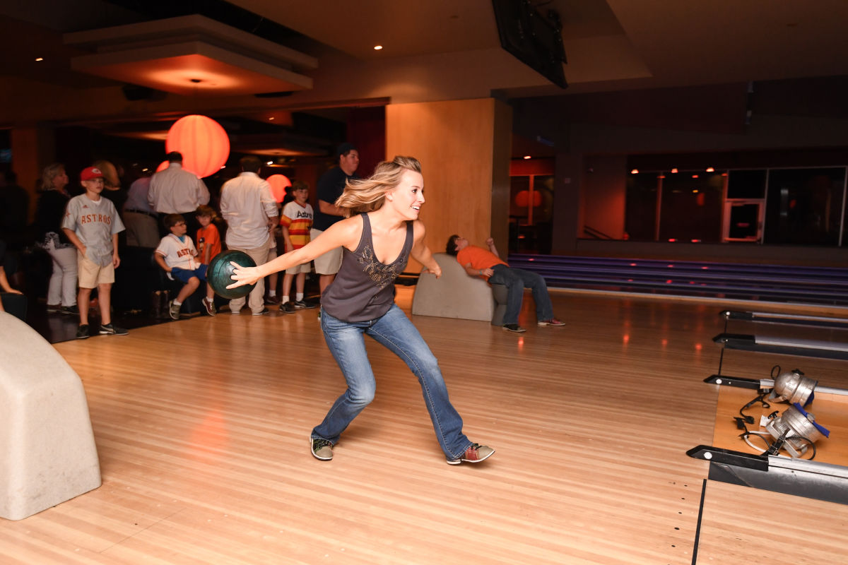 Astros star George Springer, teammates and fans bowl a strike for