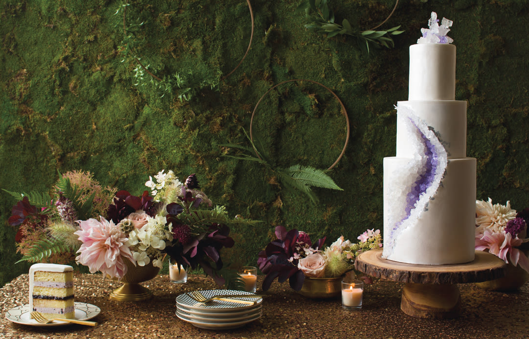 13 Different And Elegant Wedding Cakes Photo Popular Wedding Cake