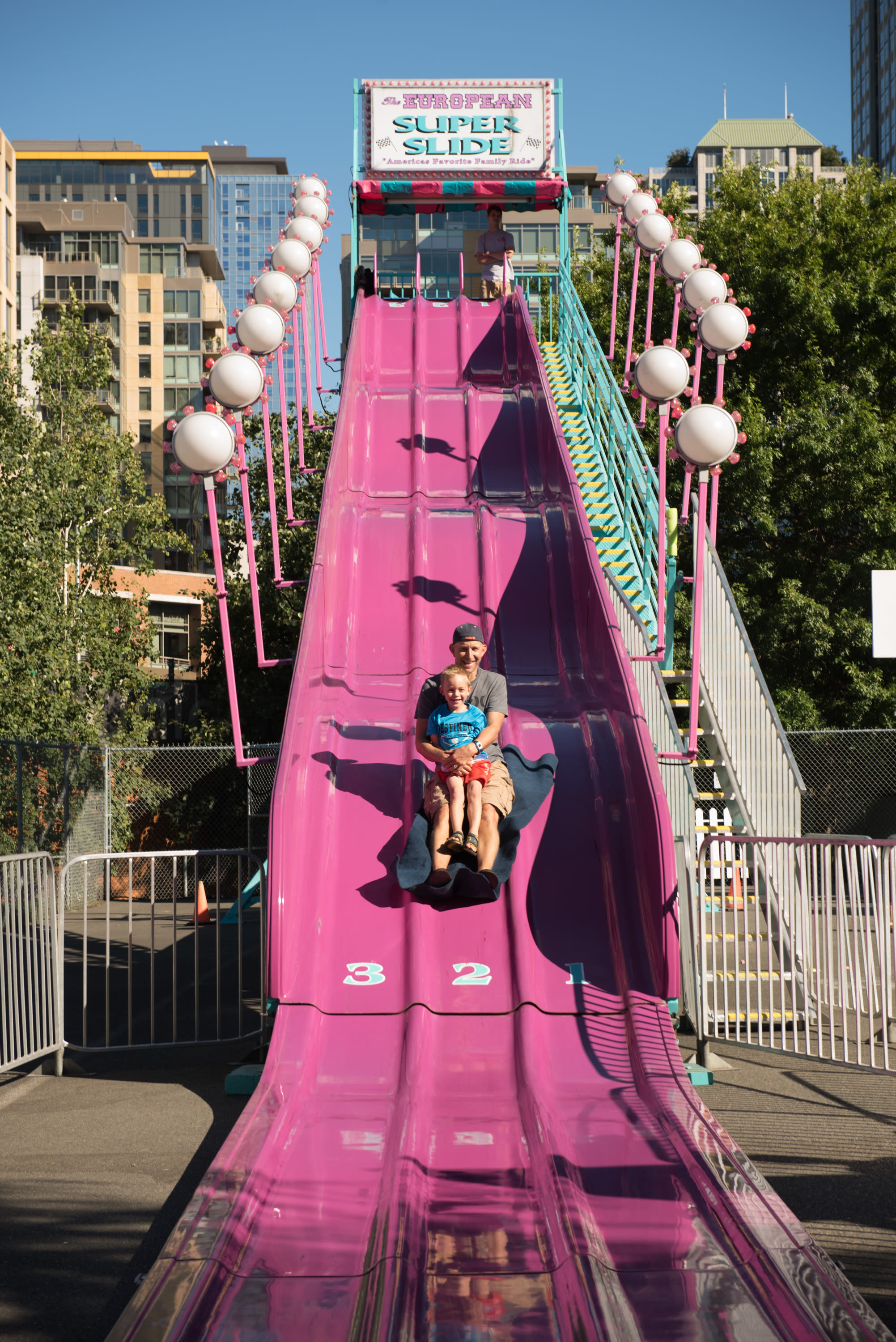 Slide Show South Lake Union Block Party Seattle Met