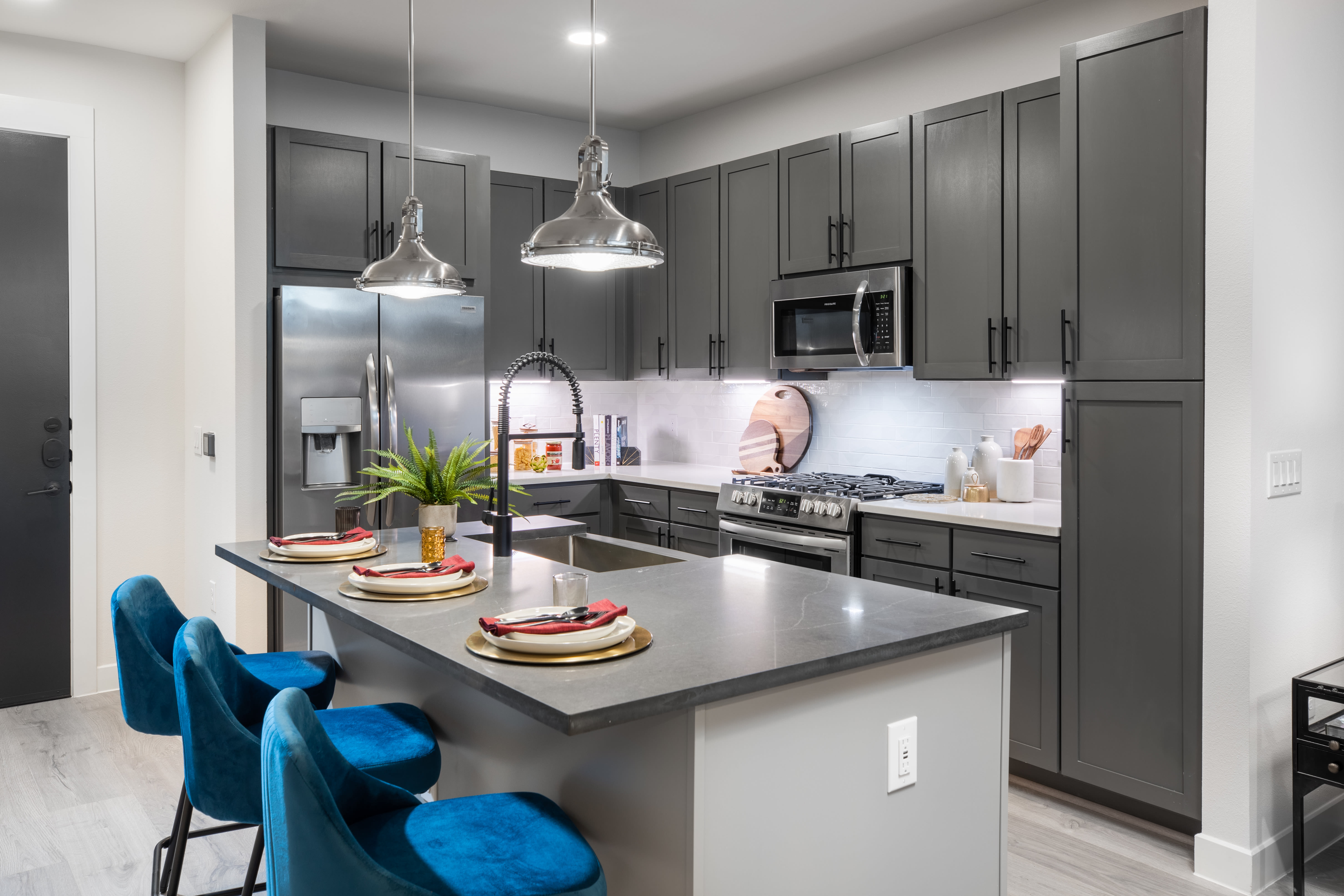 Experience WorldClass Comforts and Timeless Features at Alexan River