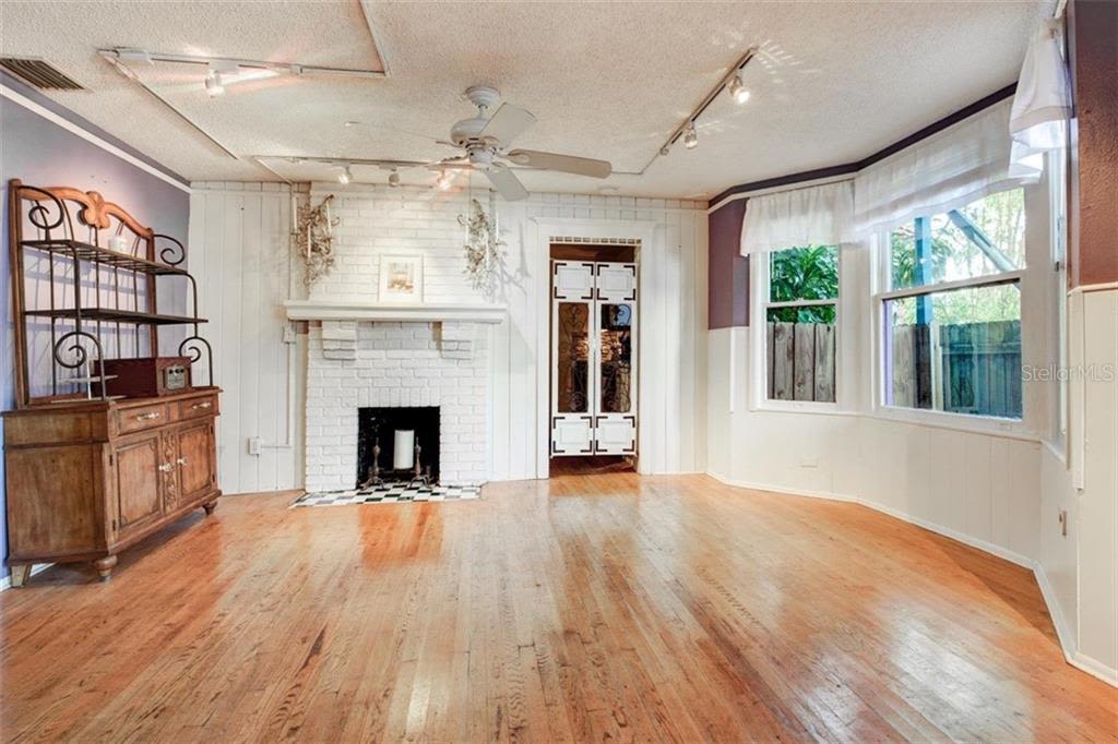 For Sale A Whimsical Live/Work Space in Bradenton's Village of the