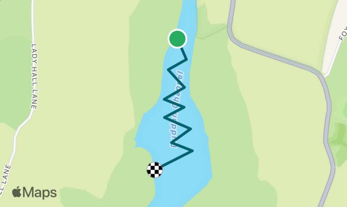 Tacking zigzag sailing route upwind