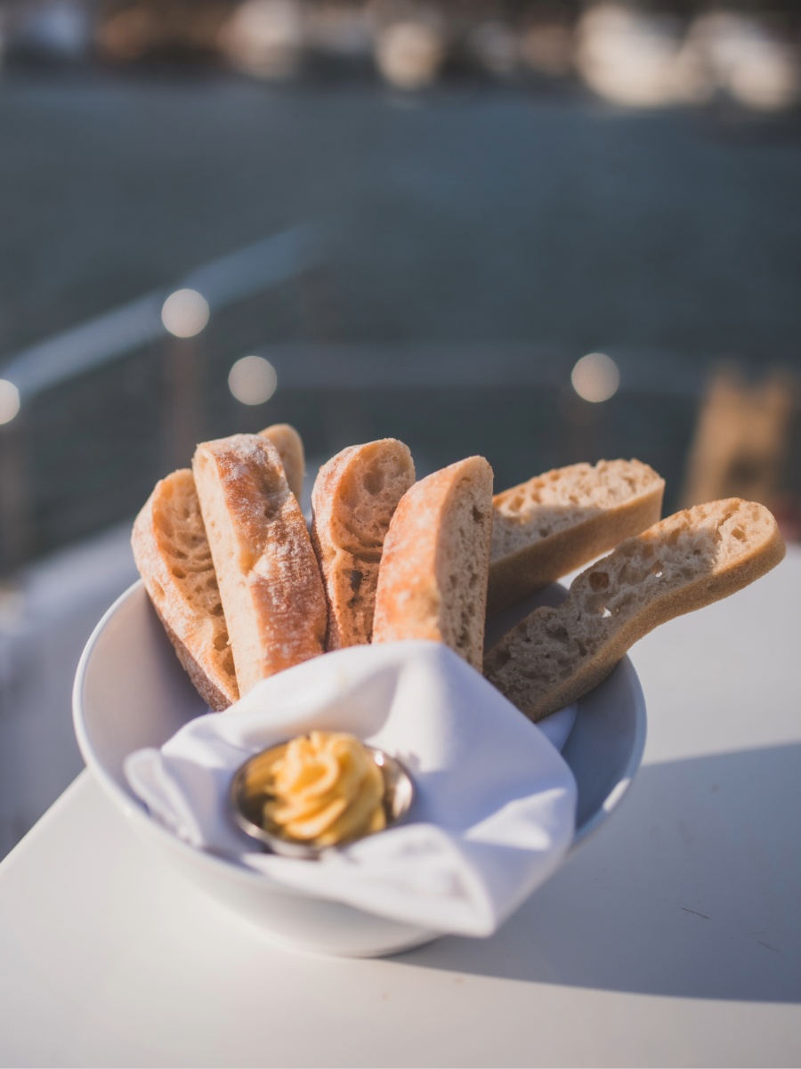 bread with lilikoi butter