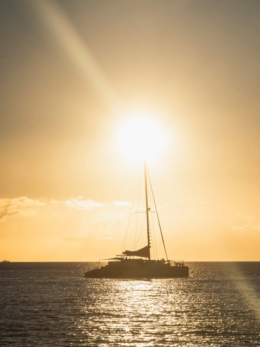best sunset sail on maui