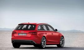 Фото Audi RS 4 4.2 quattro AT