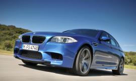 Фото BMW M5 3.0d xDrive AT (с 2011 по 2013 годы), BMW M5 4.4 AT (с 2011 по 2013 годы)