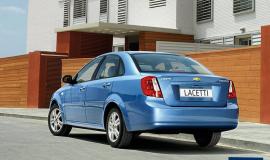 Фото Chevrolet Lacetti 1.4 MT, Chevrolet Lacetti 1.6 AT, Chevrolet Lacetti 1.8 AT