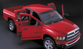 Фото Dodge RAM 3.7 i V6 1500 Regular Cab SWB AT, Dodge RAM 8.0 i V10 2500 4WD Quad Cab AT