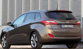 Фото Hyundai i30 1.6 MT