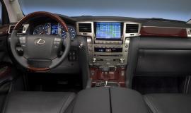 Фото Lexus LX 570 AT