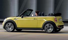 Фото Mini Cabrio Cooper S 1.6 174hp AT, Mini Cabrio Cooper S 1.6 174hp MT, Mini Cabrio Cooper S 1.6 184hp AT, Mini Cabrio Cooper S 1.6 184hp MT