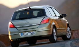 Фото Opel Astra 1.4 MT (с 2004 по 2010 годы), Opel Astra 1.4 i 16V (с 2004 по 2010 годы), Opel Astra 1.6 MT (с 2004 по 2010 годы), Opel Astra 1.8 MT (с 2004 по 2010 годы), Opel Astra 2.0 MT (с 2004 по 2010 годы), Opel Astra 2.0 Turbo 170hp MT (с 2004 по 2010 годы), Opel Astra 2.0 Turbo 200hp MT (с 2004 по 2010 годы), Opel Astra 2.0 i 16V Turbo (с 2004 по 2010 годы)