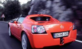 Фото Opel Speedster 2.0 i 16V Turbo, Opel Speedster 2.2 16V