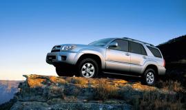 Фото Toyota 4runner 4.0 i V6 24V 2WD, Toyota 4runner 4.0 i V6 24V 4WD, Toyota 4runner 4.7 i V8 32V 2WD, Toyota 4runner 4.7 i V8 32V 4WD