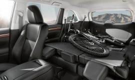 Фото Toyota Highlander 2.7 AT, Toyota Highlander 3.5 AT