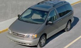 Фото Toyota Sienna 3.0 V6 24V (с 1997 по 2003 годы), Toyota Sienna 3.0 i V6 24V (с 1997 по 2003 годы)