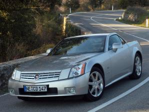 Фото Cadillac XLR 4.6 i V8 32V