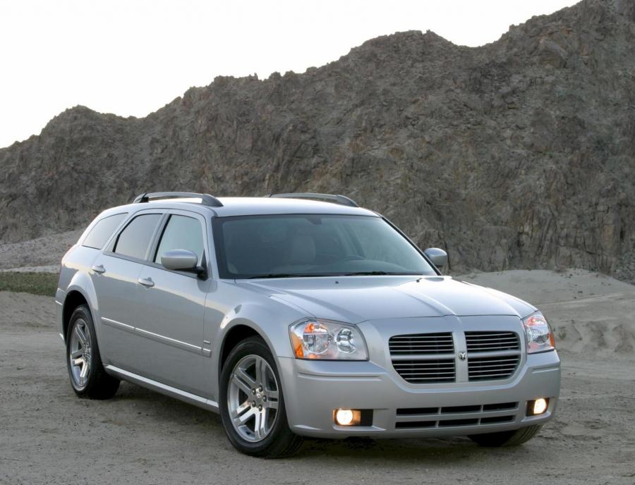 Фото Dodge Magnum 2.7 V6, Dodge Magnum 3.5 V6, Dodge Magnum 3.5 i V6 24V AWD, Dodge Magnum 5.7 V8, Dodge Magnum 5.7 i V8 AWD, Dodge Magnum 6.1 V8 SRT-8