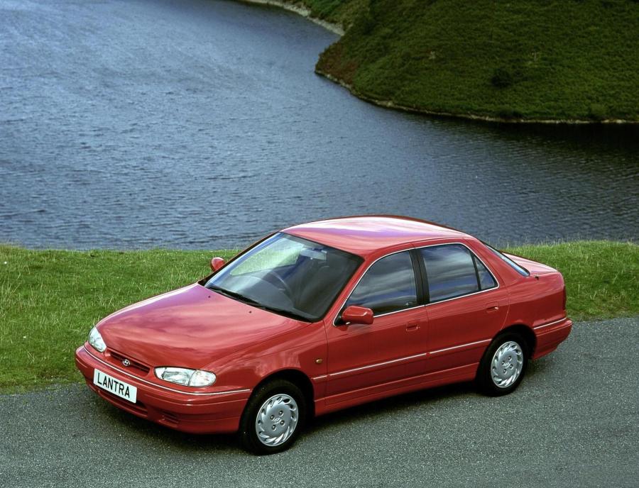 Фото Hyundai Elantra 1.5 AT (с 1990 по 1995 годы), Hyundai Elantra 1.5 MT (с 1990 по 1995 годы), Hyundai Elantra 1.6 106hp AT (с 1990 по 1995 годы), Hyundai Elantra 1.6 106hp MT (с 1990 по 1995 годы), Hyundai Elantra 1.6 114hp AT (с 1990 по 1995 годы), Hyundai Elantra 1.6 114hp MT (с 1990 по 1995 годы), Hyundai Elantra 1.8 AT (с 1990 по 1995 годы), Hyundai Elantra 1.8 MT (с 1990 по 1995 годы)