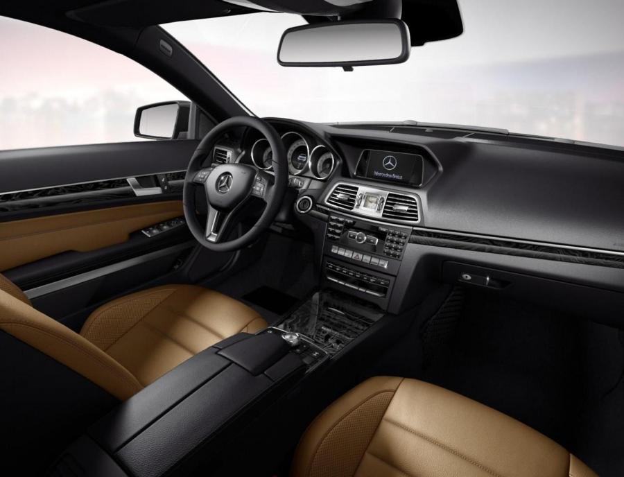 Mercedes e200 Interior