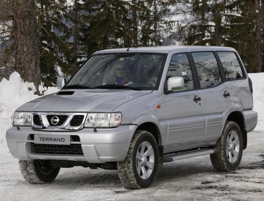 Фото Nissan Terrano 2.4 i 12V (3 dr) (с 1993 по 2006 годы), Nissan Terrano 2.4 i 12V (5 dr) (с 1993 по 2006 годы), Nissan Terrano 2.4 i 12V 4WD (3 dr) (с 1993 по 2006 годы), Nissan Terrano 2.4 i 12V 4WD (5 dr) (с 1993 по 2006 годы), Nissan Terrano 2.7 TD (3 dr) (с 1993 по 2006 годы), Nissan Terrano 2.7 TD (5 dr) (с 1993 по 2006 годы), Nissan Terrano 2.7 i TDi (3 dr) (с 1993 по 2006 годы), Nissan Terrano 2.7 i TDi (5 dr) (с 1993 по 2006 годы), Nissan Terrano 3.0 TDi 16V (3 dr) MT (с 1993 по 2006 годы), Nissan Terrano 3.0 TDi 16V (5 dr) MT (с 1993 по 2006 годы)